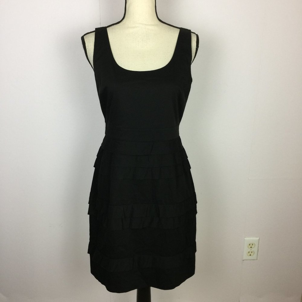 Tahari A-line Mini Dress Sz 6 Womans Black Tiered Sleeveless Scoop Neck Stretch